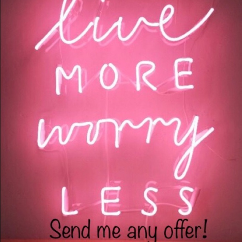 💖😊Accepting offers!!